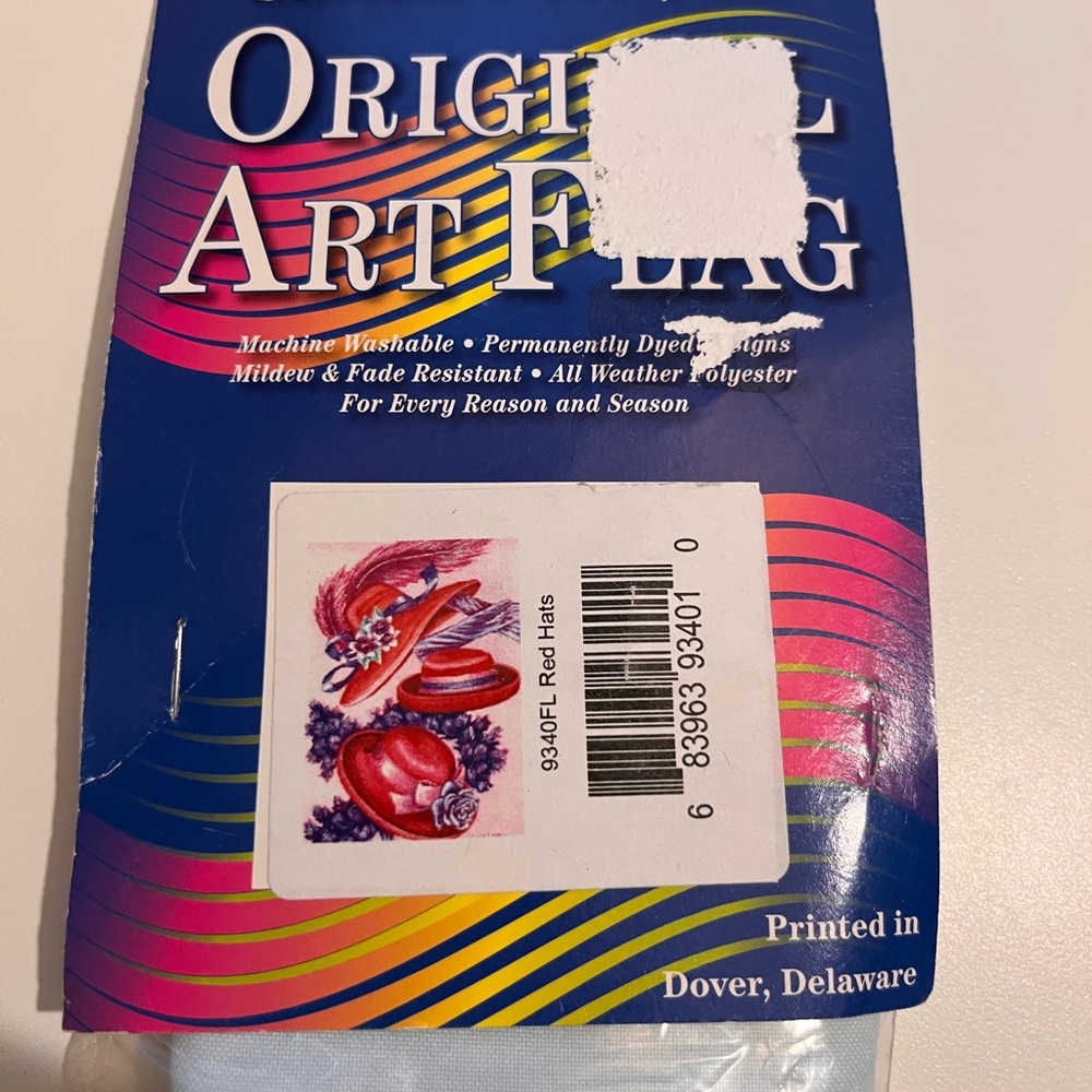 CUSTOM DECOR ART FLAG~"Red Hats"~#9340FL~All Weather~Mildew & Fade Resistant~NEW